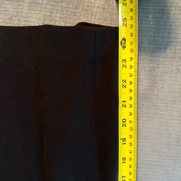 Theory Black pull-on pants - Picture 3 of 4